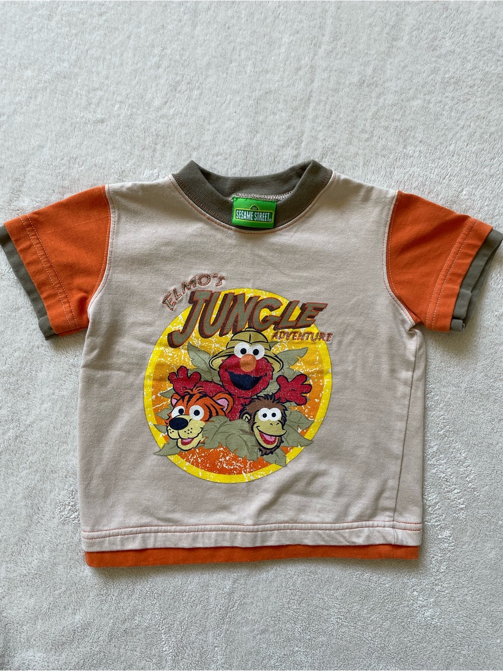VTG Elmo's Jungle Adventure Tee Size 24 M